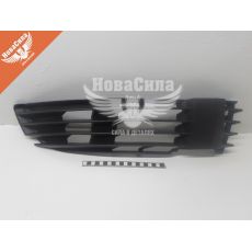 Решетка бампера VW Passat з00-05р.в. перед. прав. (Klokkerholm)