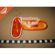 Ліхтар габаритів MB Sprinter з06р.в. боковий жовтий (AUTO Techteile)