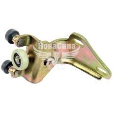 Ролик дверей боковых MB Sprinter з95-06р.в. верх. (AUTO Techteile) (с кронштейном)