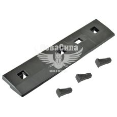 Планка зад. двері MB Sprinter з95-06р.в. верх. пласт. (Rotweiss)