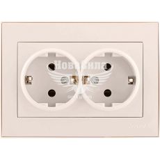 LEZARD RAIN Розетка двойная з/з ПБТ, крем боковой вставкой