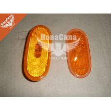 Ліхтар габаритів MB Sprinter з06р.в. боковий жовтий (Original)