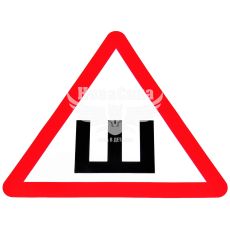 Наклейка трикутник -Ш- шипи 15,3х13,5