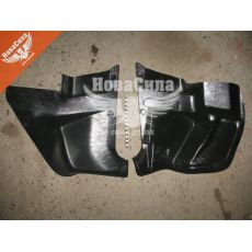 Обшивка салона 2121-Нива у ног (СНГ) (пластм.)