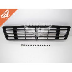 Решітка бампера Audi A6 з97-00р.в. перед. чорна (Klokkerholm)