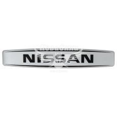 Наклейка з написом Nissan (срібне тло) (силікон) 12х2,2 (69-81)