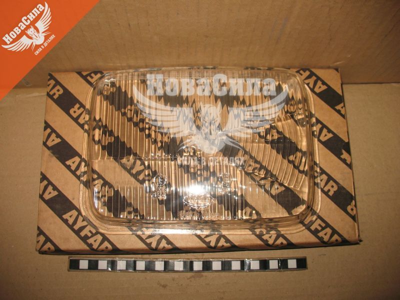 Скло фари MB 609-811 з86-94р.в. лів. (AYFAR)